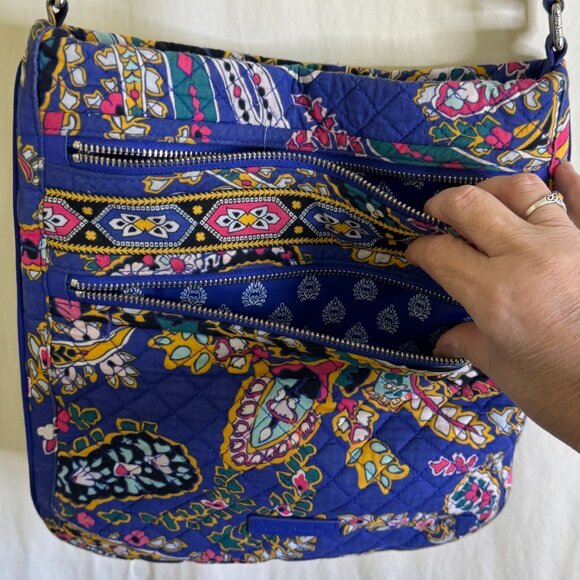 Vera Bradley Triple Zip Hipster Adjustable Crossbody Convertible Bag Multicolor - Picture 3 of 11